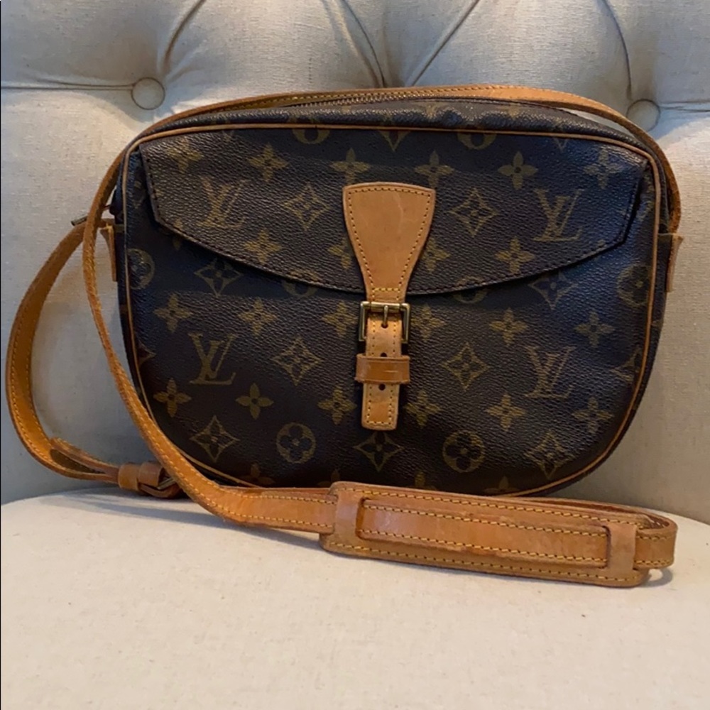Authentic Louis Vuitton Crossbody